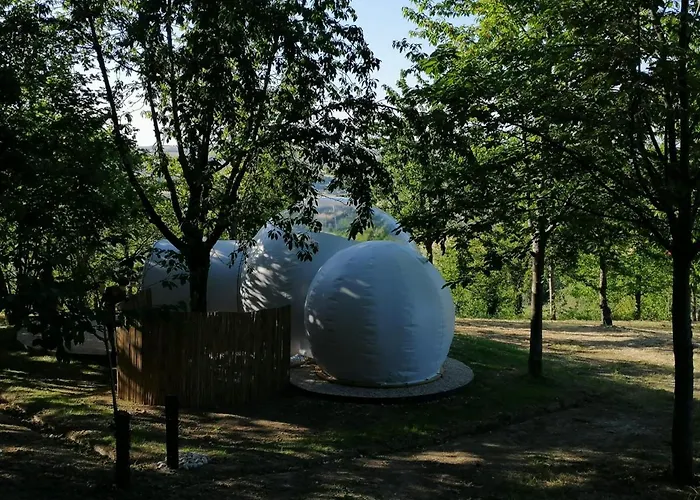 La Bolla Del Borgo. Le Marche Tra Le Stelle.